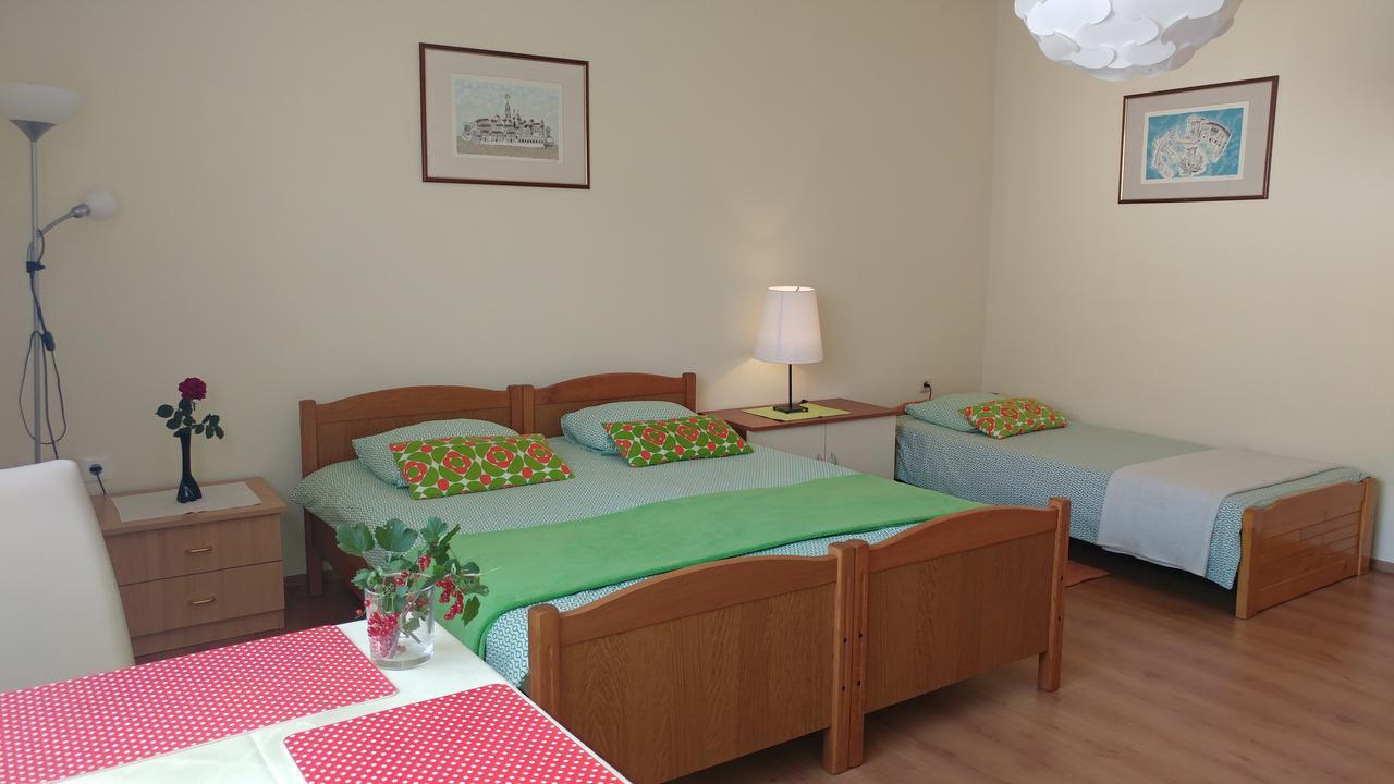 Apartment Cecilia 科普里夫尼察 外观 照片